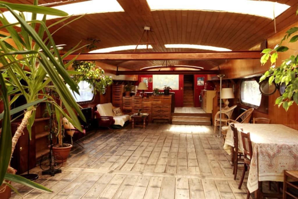 Belle Peniche Romantique A Paris بولونِ بييانكور المظهر الخارجي الصورة
